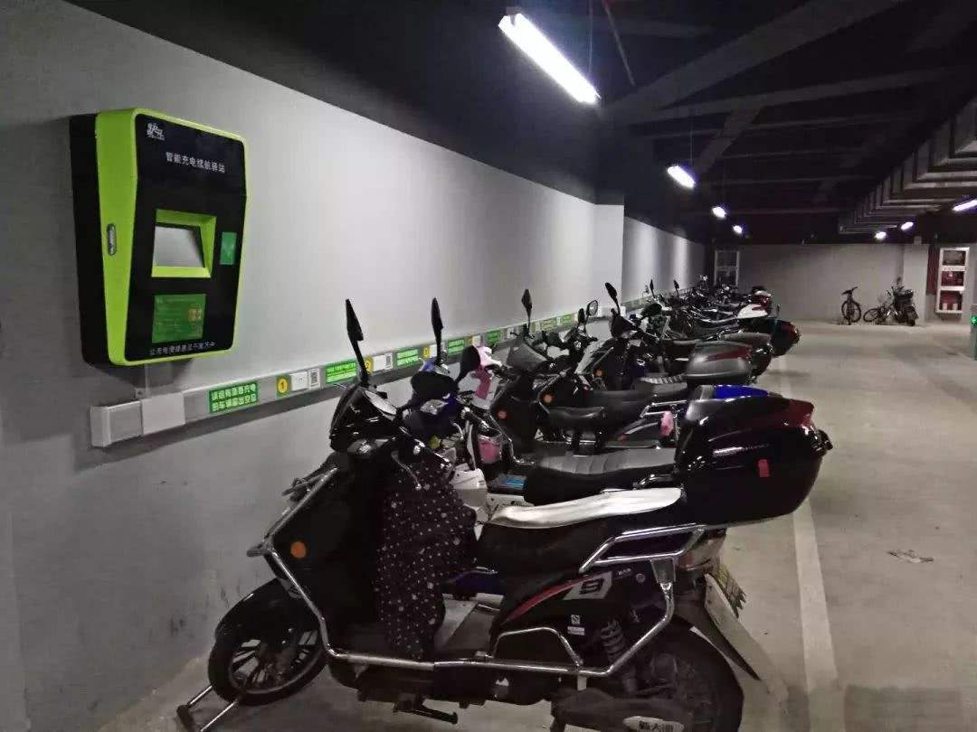 重庆电动摩托车充电站图片